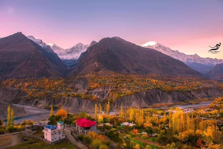 Karimabad  Backpackers Stories By Old Hunza Inn מראה חיצוני תמונה