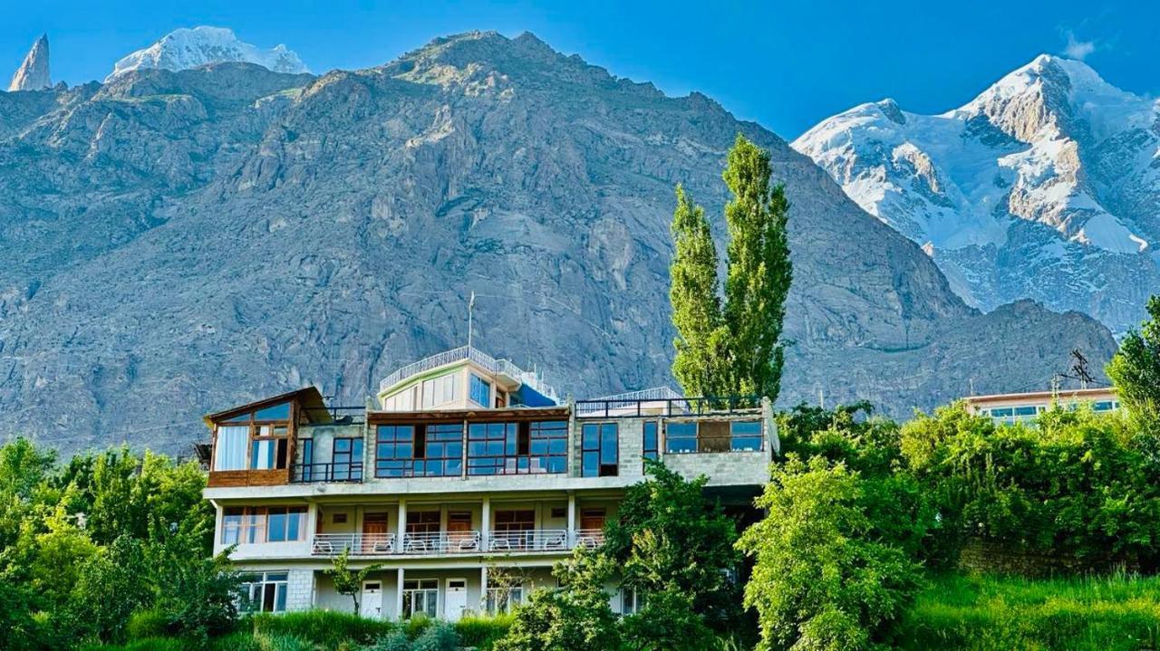 Karimabad  Backpackers Stories By Old Hunza Inn מראה חיצוני תמונה